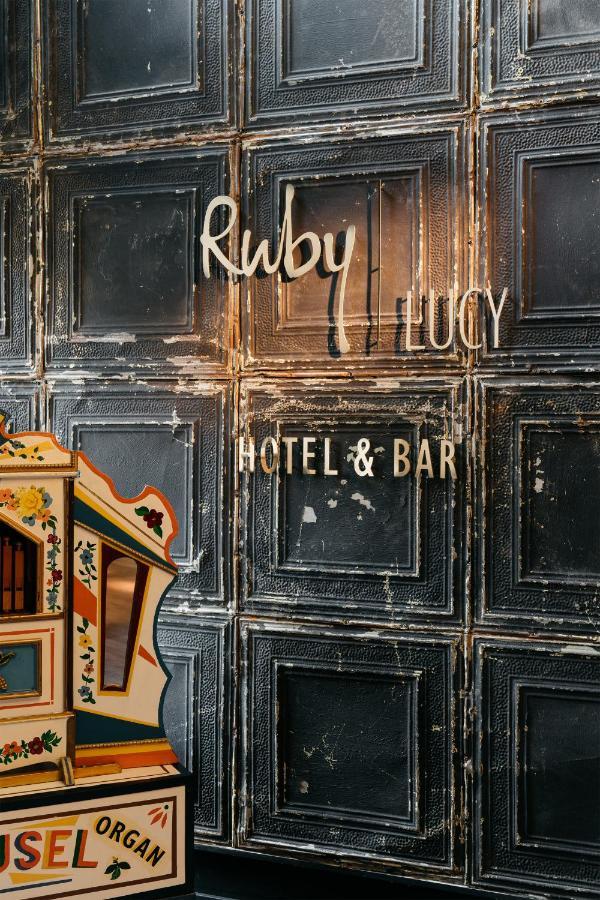 Ruby Lucy Hotel Londen Buitenkant foto